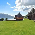 Дом отдыха 6 Person In Eidsvag-by Traum *