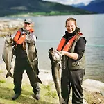 6 Person In Eidsvag-by Traum * Rod (More og Romsdal)