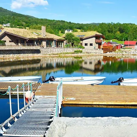 Dom wakacyjny 6 Person In Eidsvag-by Traum *