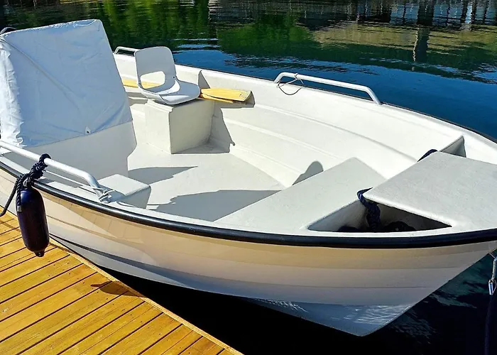 Vakantiehuis 6 Person In Eidsvag-by Traum *