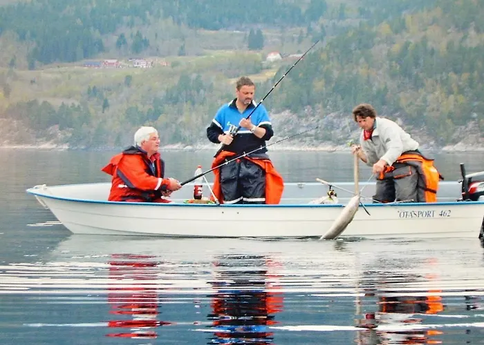 Semesterbostad 6 Person In Eidsvag-by Traum *