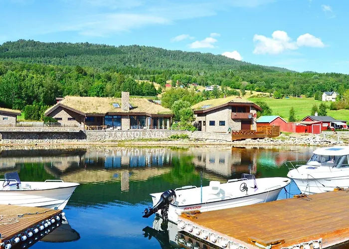 6 Person In Eidsvag-by Traum