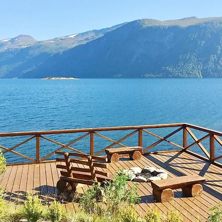 6 Person In Eidsvag-by Traum